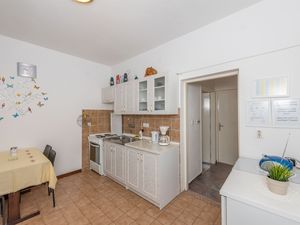 23940186-Ferienwohnung-3-Betina-300x225-4