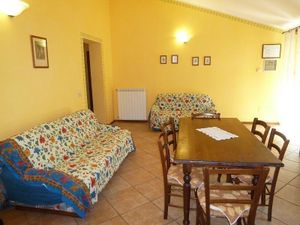 23042965-Ferienwohnung-7-Bevagna-300x225-5