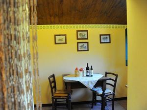 22453949-Ferienwohnung-2-Bevagna-300x225-0