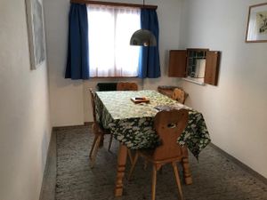 23540907-Ferienwohnung-4-Bever-300x225-4