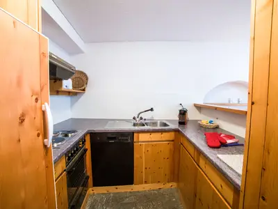 Küche Wohnung Palü Chesa Michel