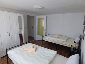 24048420-Ferienwohnung-4-Biberach-300x225-5