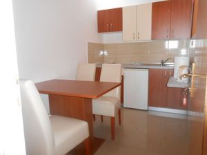 22439755-Ferienwohnung-2-Bibinje-300x225-5