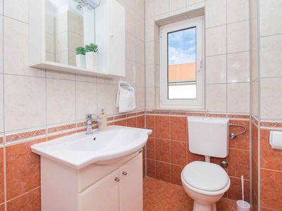 Ferienwohnung für 2 Personen (30 m²) in Bibinje 10/10