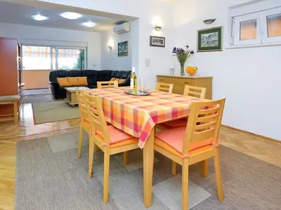 Ferienwohnung für 5 Personen in Bibinje 9/10