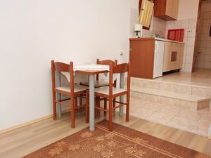 18692970-Ferienwohnung-4-Bibinje-300x225-3