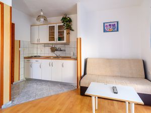 19360126-Ferienwohnung-3-Bibinje-300x225-3