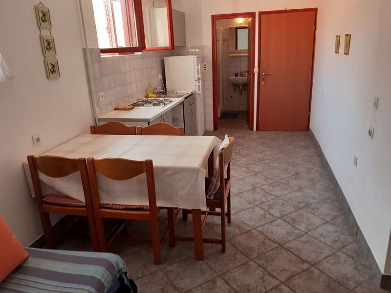 22330725-Ferienwohnung-5-Bibinje-800x600-1