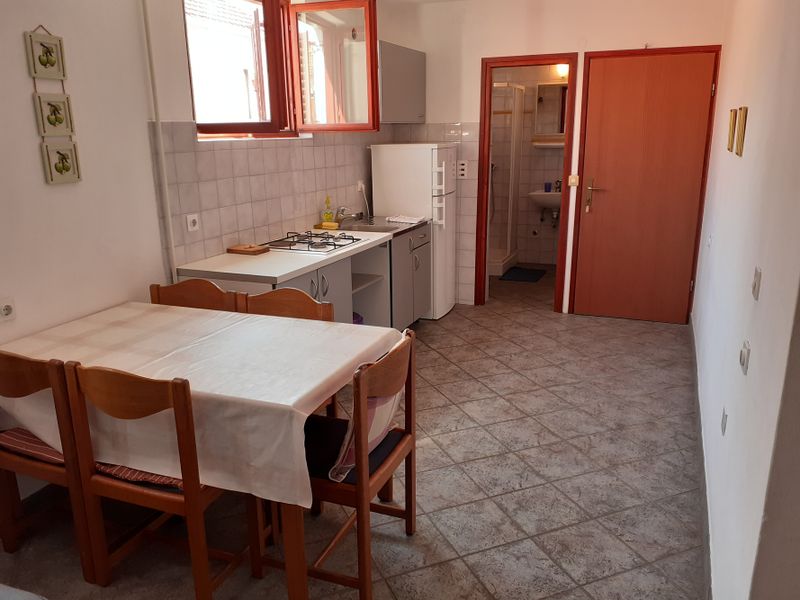 22330725-Ferienwohnung-5-Bibinje-800x600-2