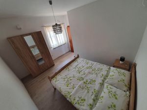 23988305-Ferienwohnung-4-Bibinje-300x225-2