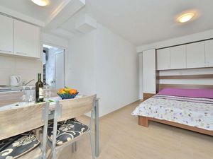 23998689-Ferienwohnung-2-Bibinje-300x225-2