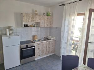 23928740-Ferienwohnung-4-Bibinje-300x225-2