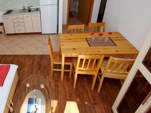 23927618-Ferienwohnung-6-Bibinje-300x225-5