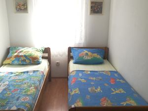 23933060-Ferienwohnung-5-Bibinje-300x225-5