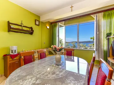 Ferienwohnung für 8 Personen (100 m²) in Bibinje 6/10