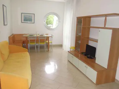 Ferienwohnung für 6 Personen (60 m²) in Bibione 8/10