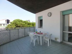 23770907-Ferienwohnung-6-Bibione-300x225-2