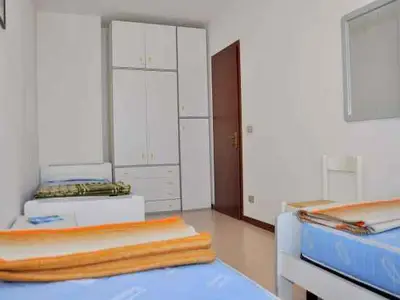Ferienwohnung für 6 Personen (60 m²) in Bibione 8/10