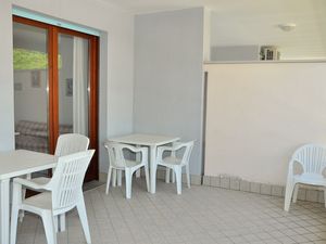 23770965-Ferienwohnung-6-Bibione-300x225-2