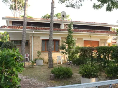 Ferienwohnung für 8 Personen (80 m²) in Bibione 1/10