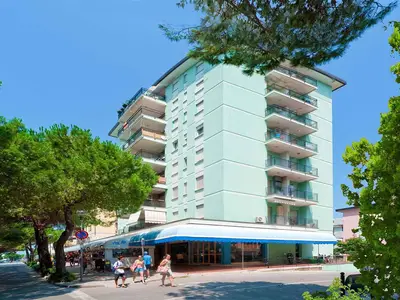 Ferienwohnung für 10 Personen (120 m²) in Bibione 1/10