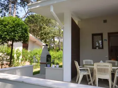 Ferienwohnung für 8 Personen (50 m²) in Bibione 3/10