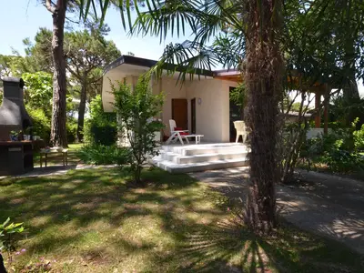 Ferienwohnung für 8 Personen (50 m²) in Bibione 1/10