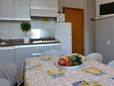 Ferienwohnung für 5 Personen (35 m²) in Bibione 6/10
