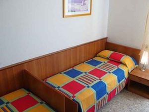 23778888-Ferienwohnung-7-Bibione-300x225-5