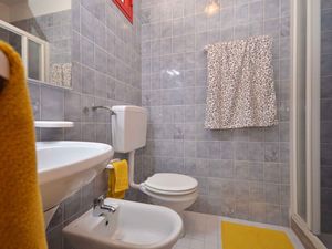 23778894-Ferienwohnung-5-Bibione-300x225-5