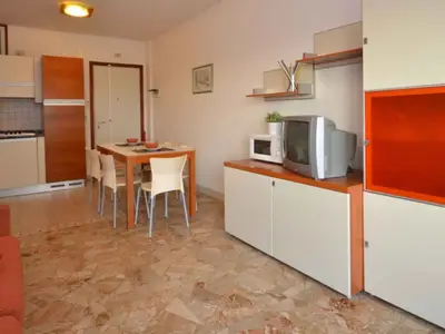 Ferienwohnung für 8 Personen (58 m²) in Bibione 5/10