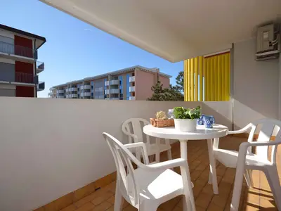 Ferienwohnung für 5 Personen (35 m²) in Bibione 1/10