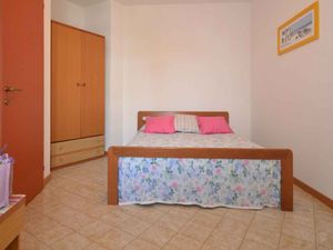 23778910-Ferienwohnung-5-Bibione-300x225-2