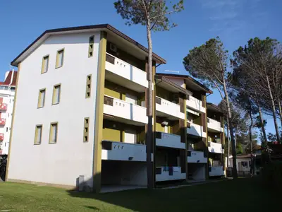 Ferienwohnung für 5 Personen (45 m²) in Bibione 2/10