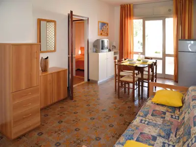 Ferienwohnung für 7 Personen (40 m²) in Bibione 6/10