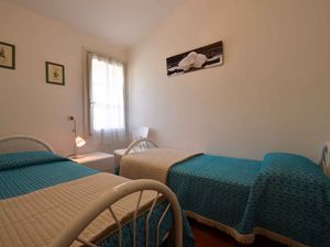 23779752-Ferienwohnung-6-Bibione-300x225-4