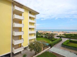 23779751-Ferienwohnung-6-Bibione-300x225-3