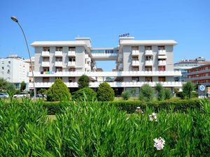 23779750-Ferienwohnung-5-Bibione-300x225-5