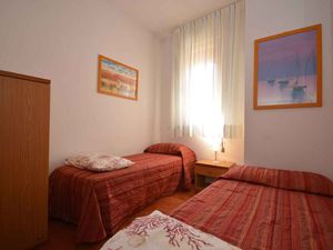 23779767-Ferienwohnung-5-Bibione-300x225-3