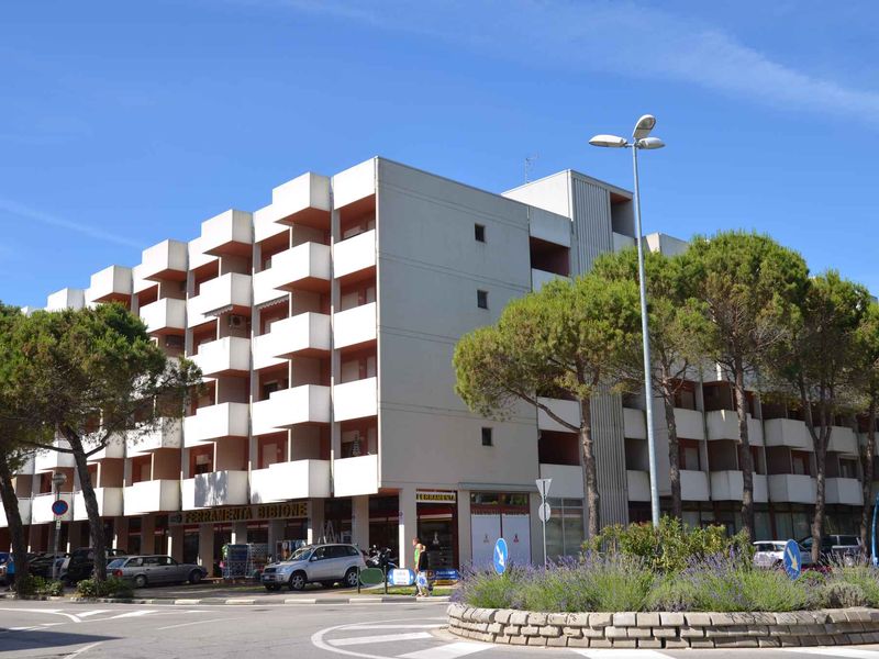 23779833-Ferienwohnung-5-Bibione-800x600-0