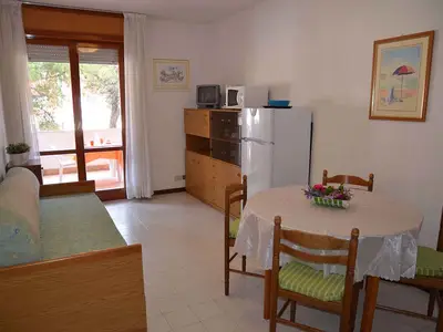 Ferienwohnung für 5 Personen (35 m²) in Bibione 4/10