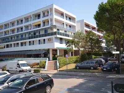 Ferienwohnung für 3 Personen (25 m²) in Bibione 1/10