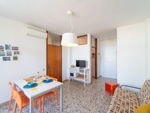 23779840-Ferienwohnung-4-Bibione-300x225-4