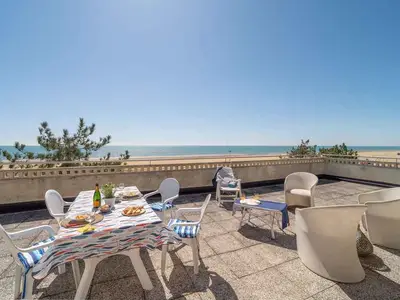 Ferienwohnung für 8 Personen (180 m²) in Bibione 2/10