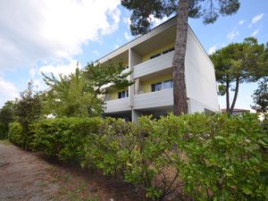 23779858-Ferienwohnung-6-Bibione-300x225-3