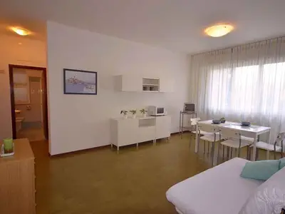 Ferienwohnung für 7 Personen (55 m²) in Bibione 2/10