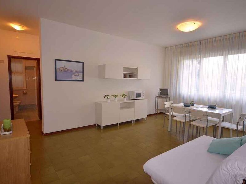 23779872-Ferienwohnung-7-Bibione-800x600-1