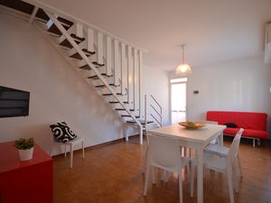 23779868-Ferienwohnung-6-Bibione-300x225-2