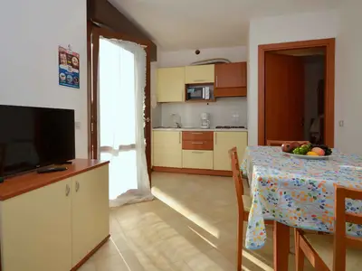 Ferienwohnung für 5 Personen (35 m²) in Bibione 6/10
