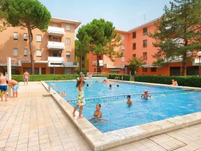 Ferienwohnung für 6 Personen (55 m²) in Bibione 1/10